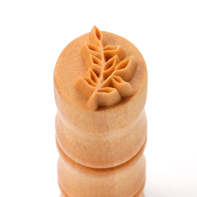 MKM Leaves on a Branch 1.5cm wood stamp